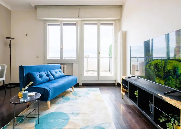 Elegant Penthouse With A View Of The Two Towers And Piazza Maggiore בולוניה
