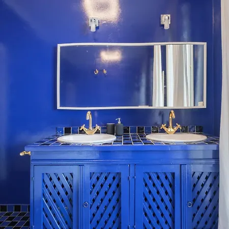 Lägenhet Elegant Penthouse With A View Of The Two Towers And Piazza Maggiore