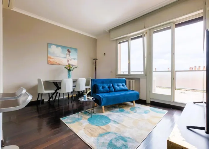 דירה Elegant Penthouse With A View Of The Two Towers And Piazza Maggiore *