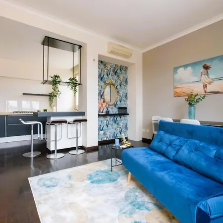 Elegant Penthouse With A View Of The Two Towers And Piazza Maggiore Apartman Bologna