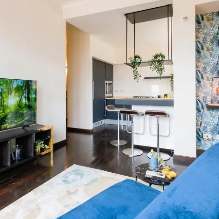 Elegant Penthouse With A View Of The Two Towers And Piazza Maggiore Apartman Bologna
